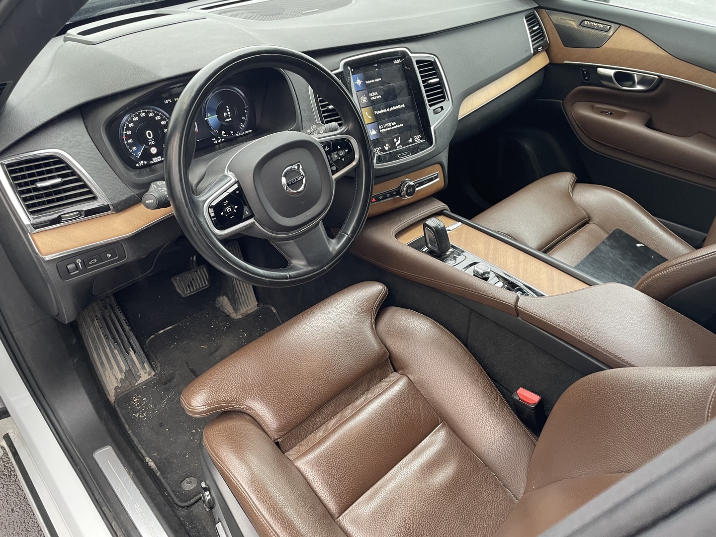VOLVO XC90 2021