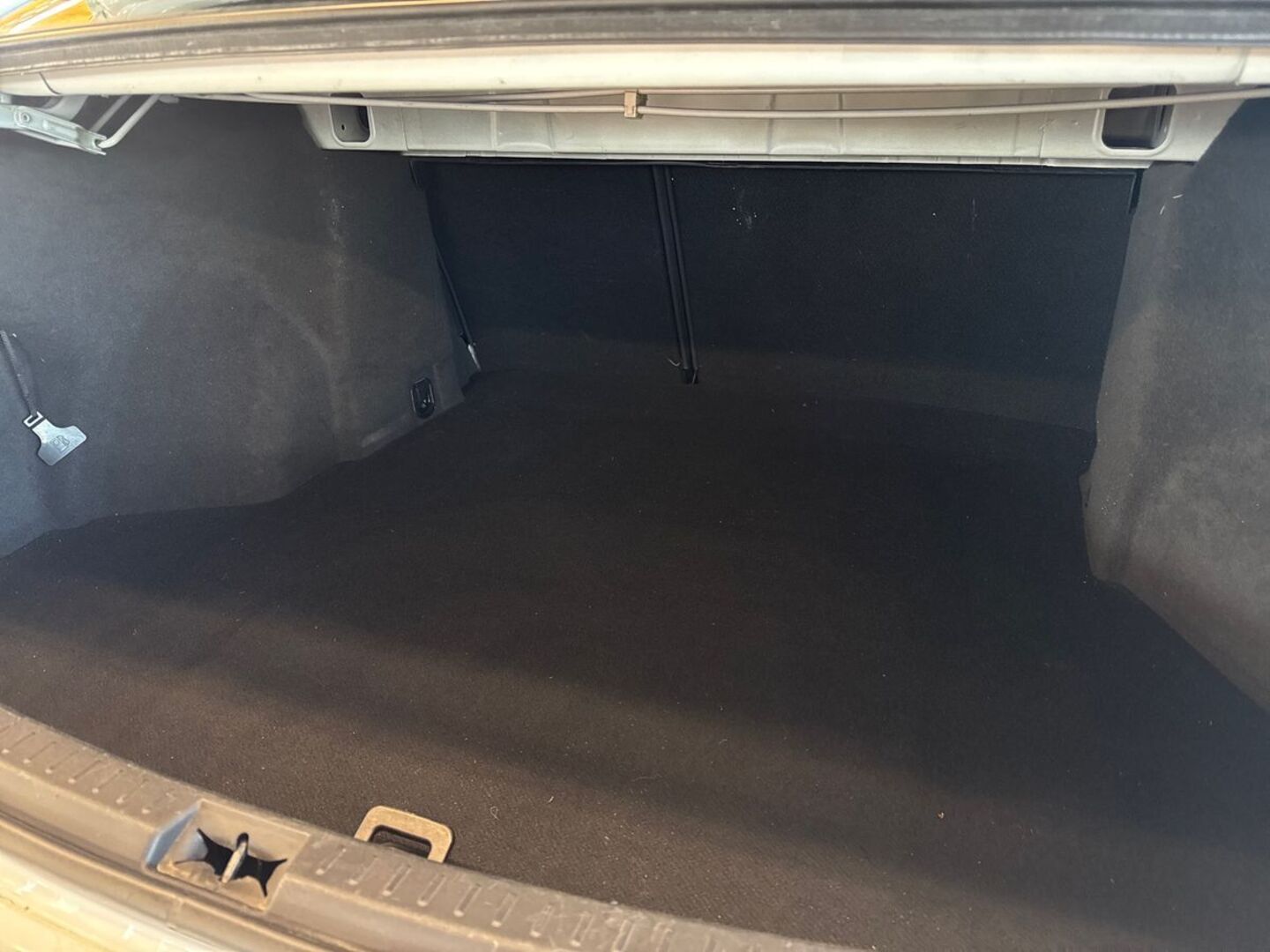 TOYOTA Avensis 21