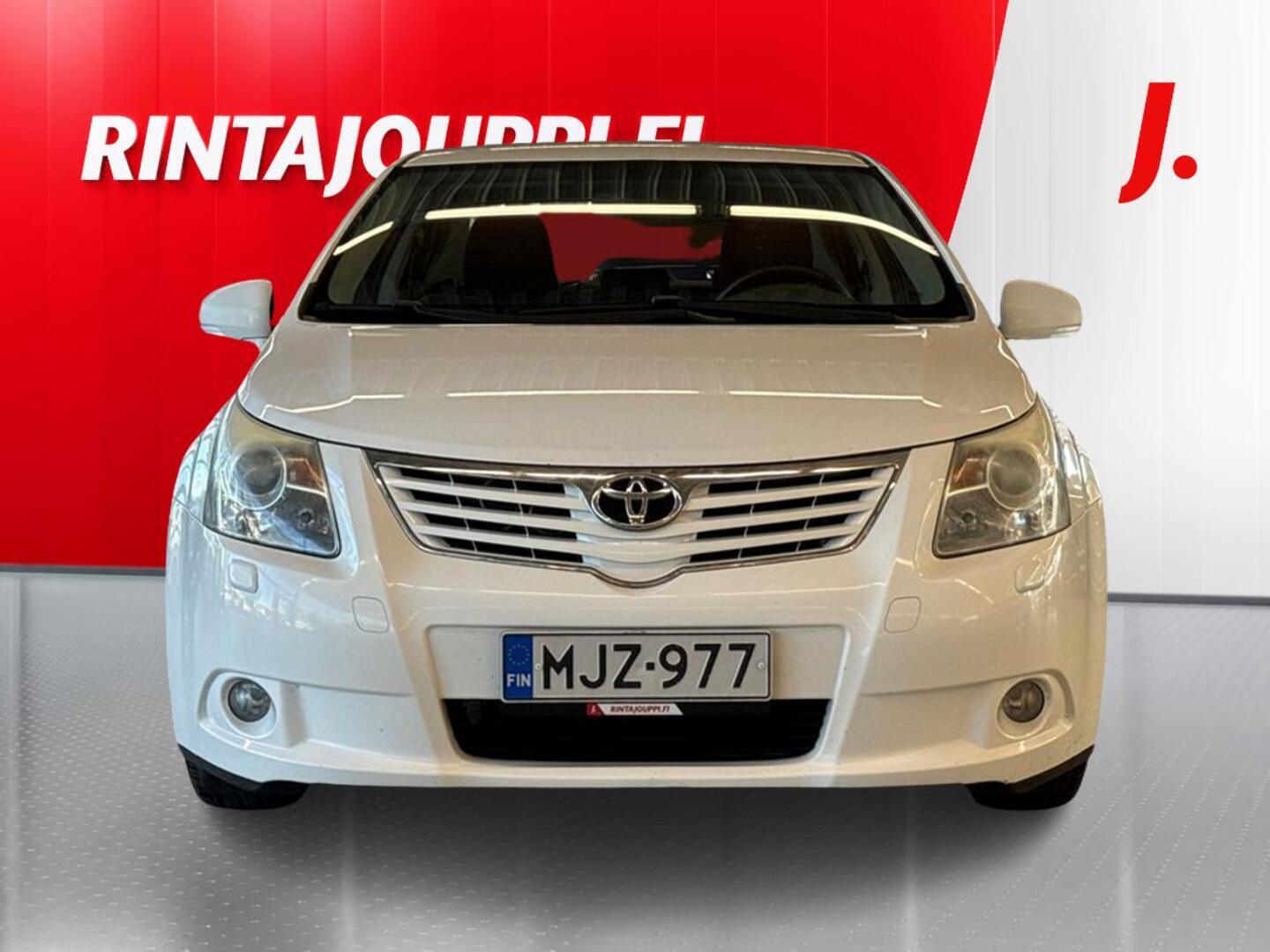 TOYOTA Avensis 3