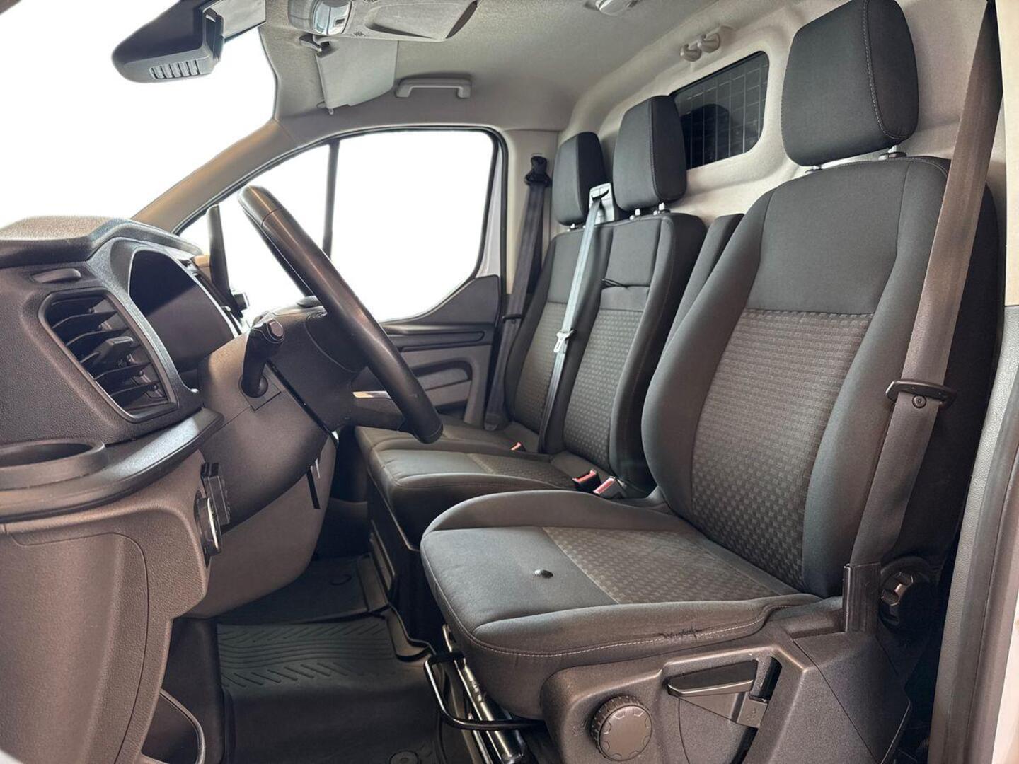 FORD Transit Custom 11