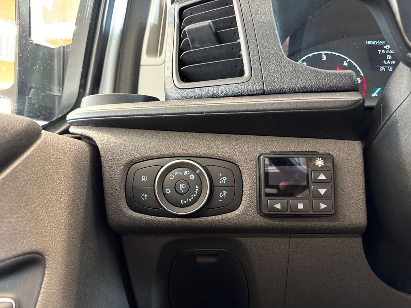 FORD Transit Custom 17