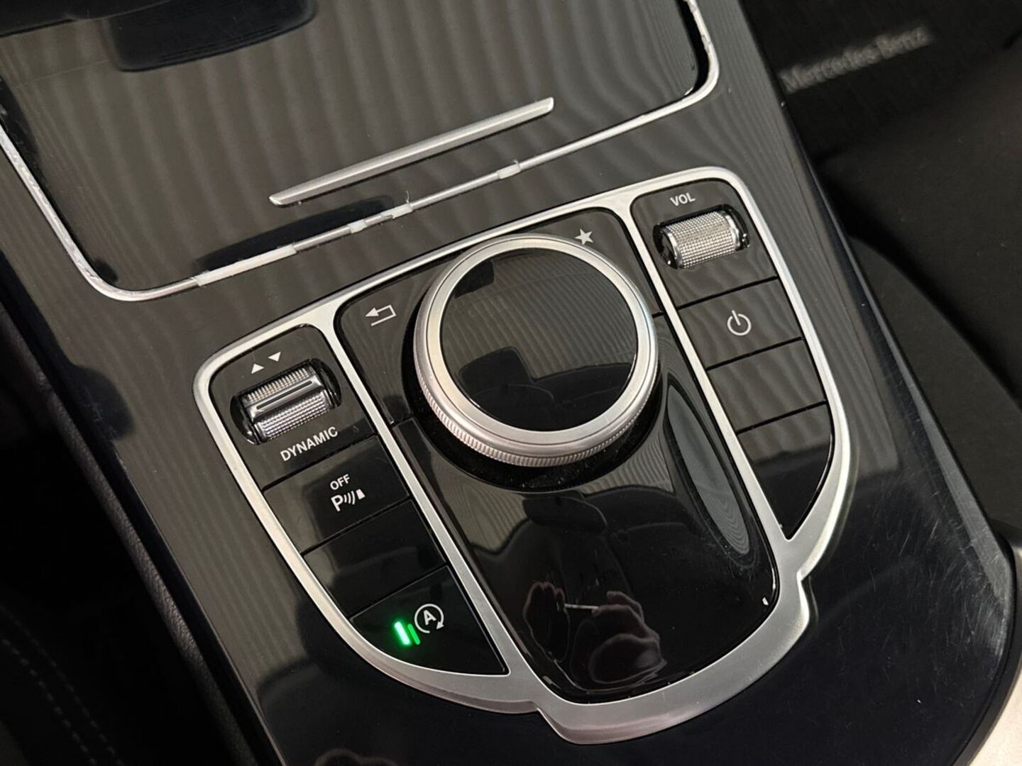 MERCEDES-BENZ C 2016