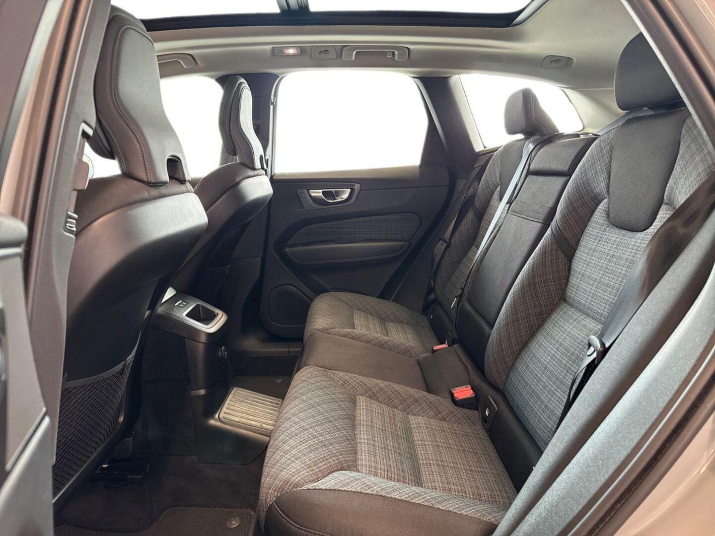 VOLVO XC60 10