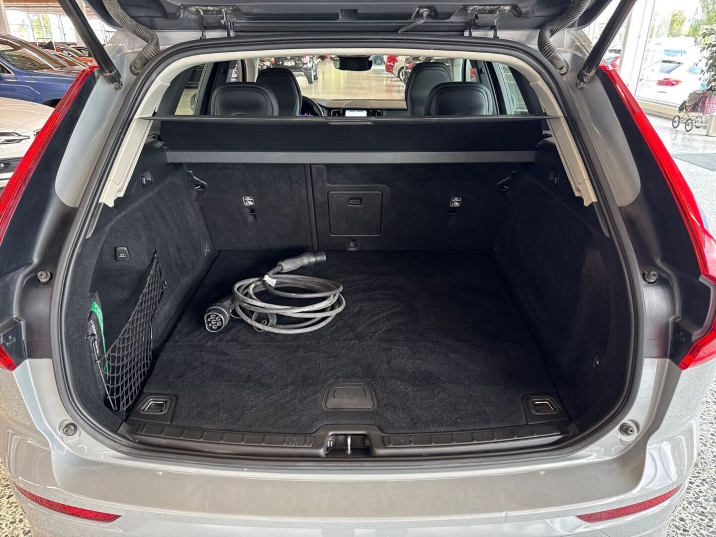 VOLVO XC60 11