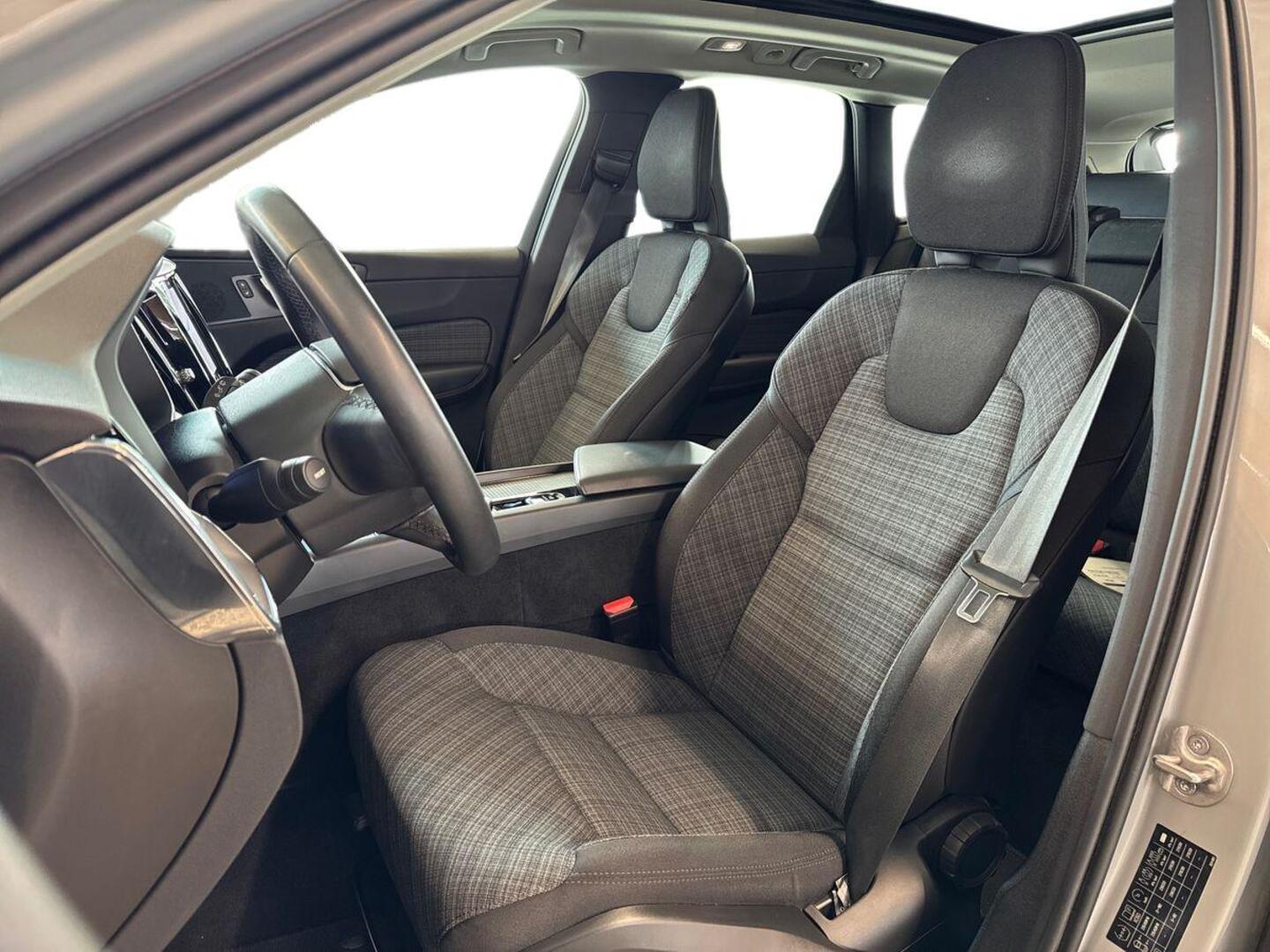 VOLVO XC60 9