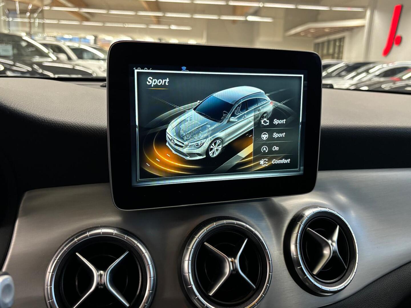 MERCEDES-BENZ CLA 2017