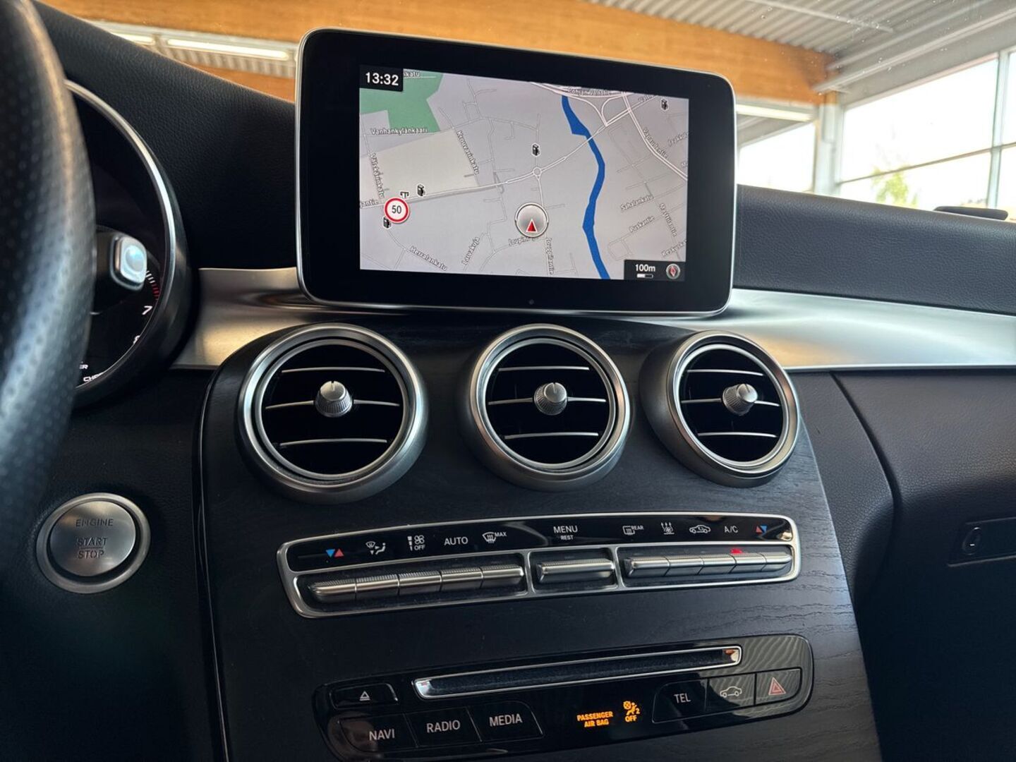 MERCEDES-BENZ C 2017