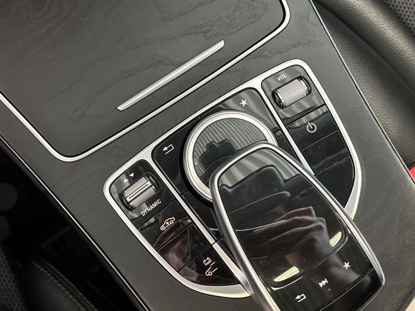 MERCEDES-BENZ C 2017