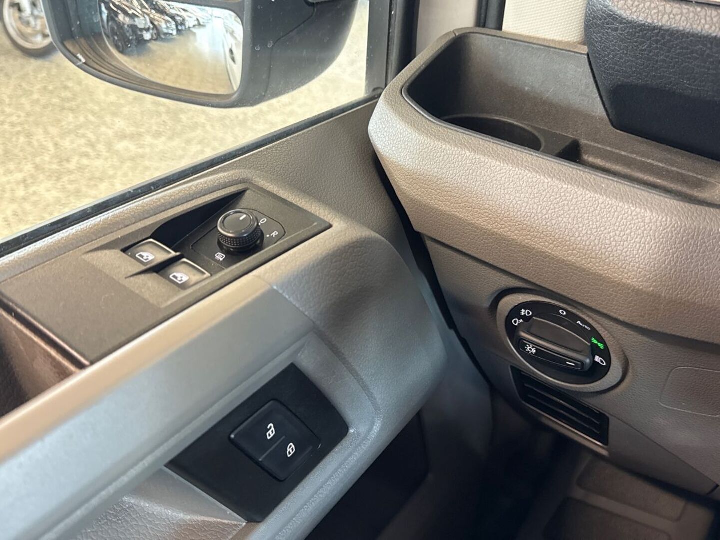 VOLKSWAGEN Crafter 17