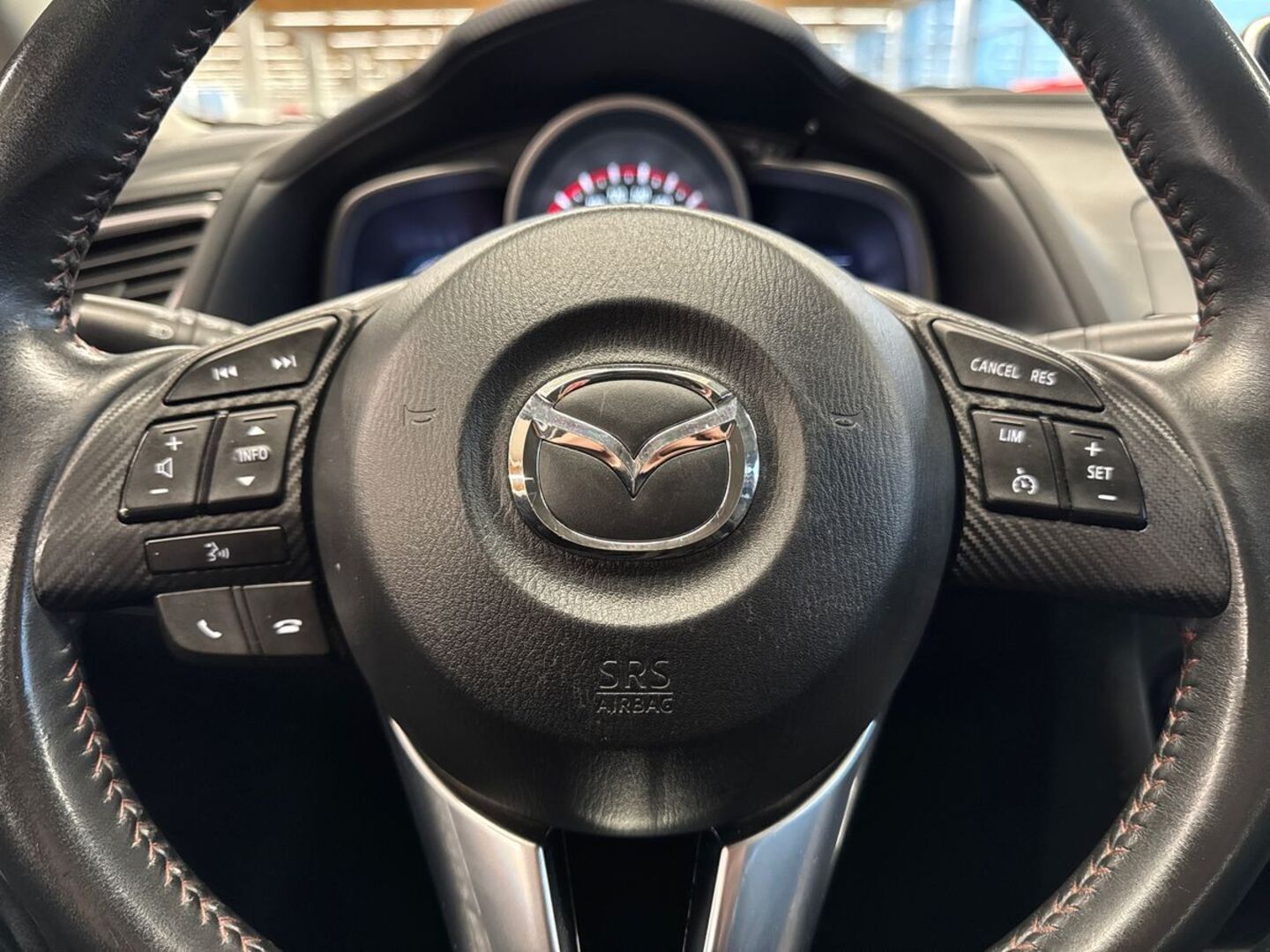 MAZDA 3 2014