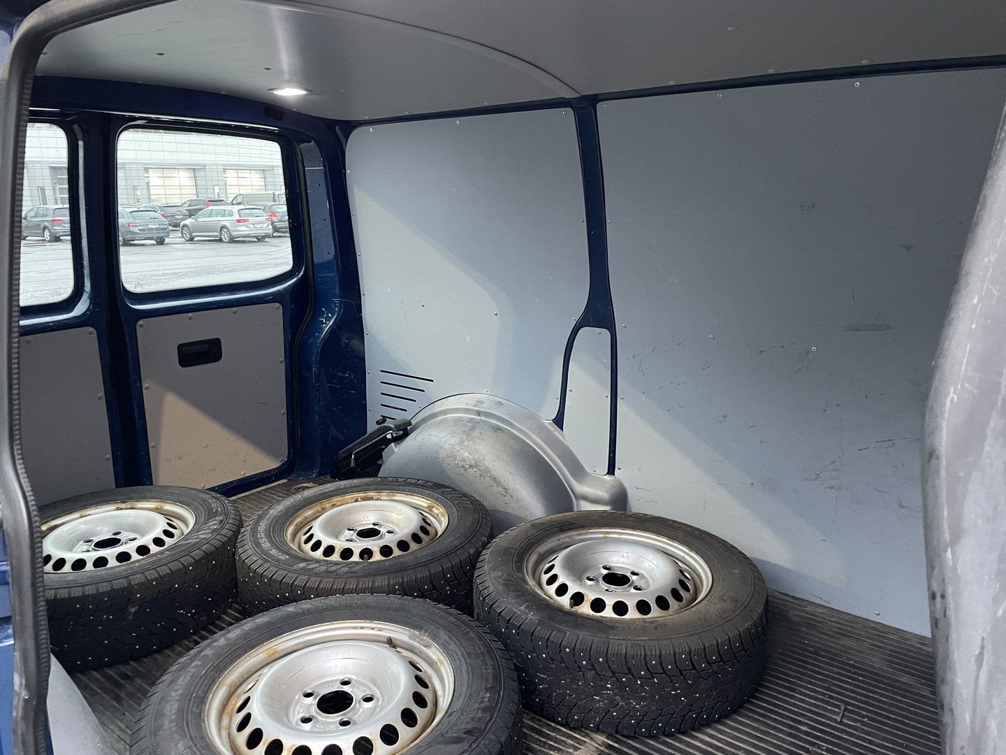 VOLKSWAGEN Transporter 2017