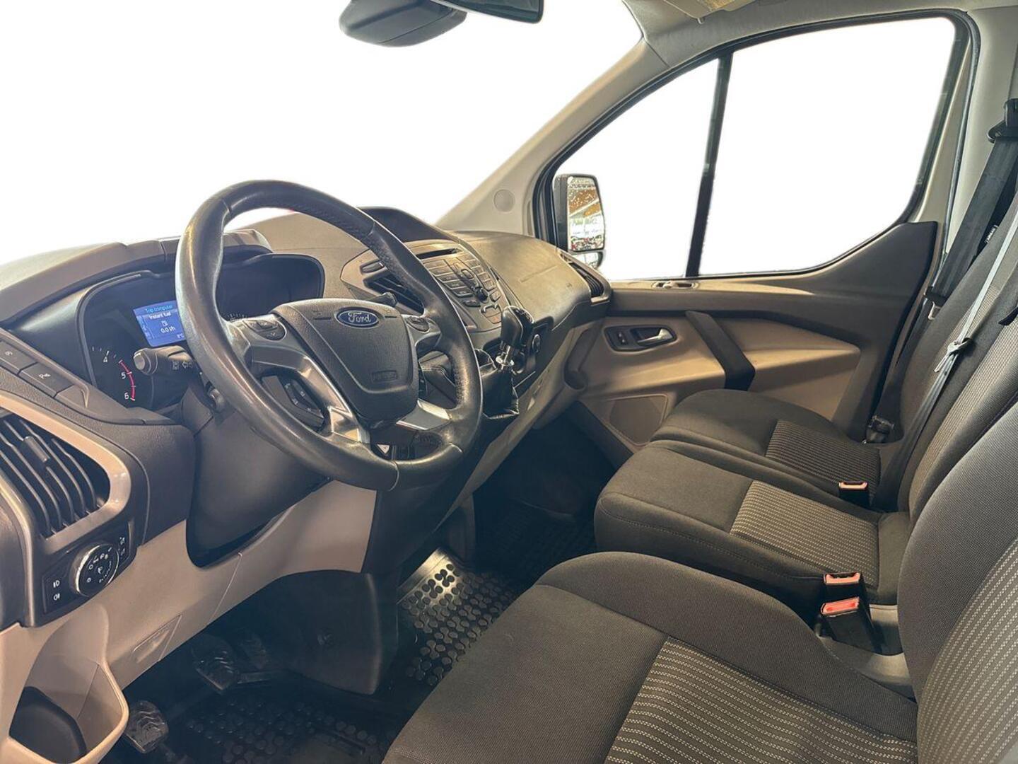 FORD Tourneo 2013