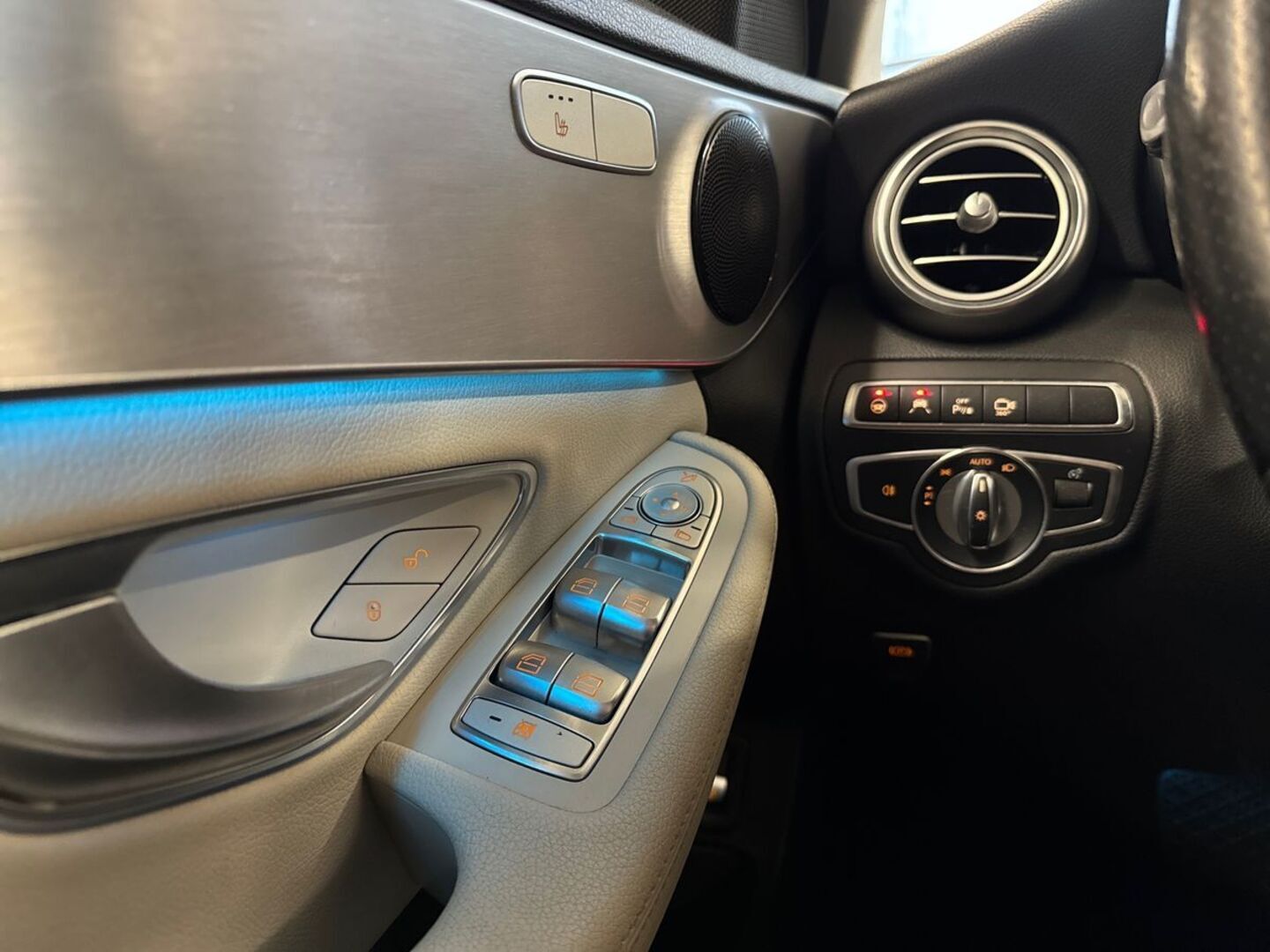 MERCEDES-BENZ C 2017