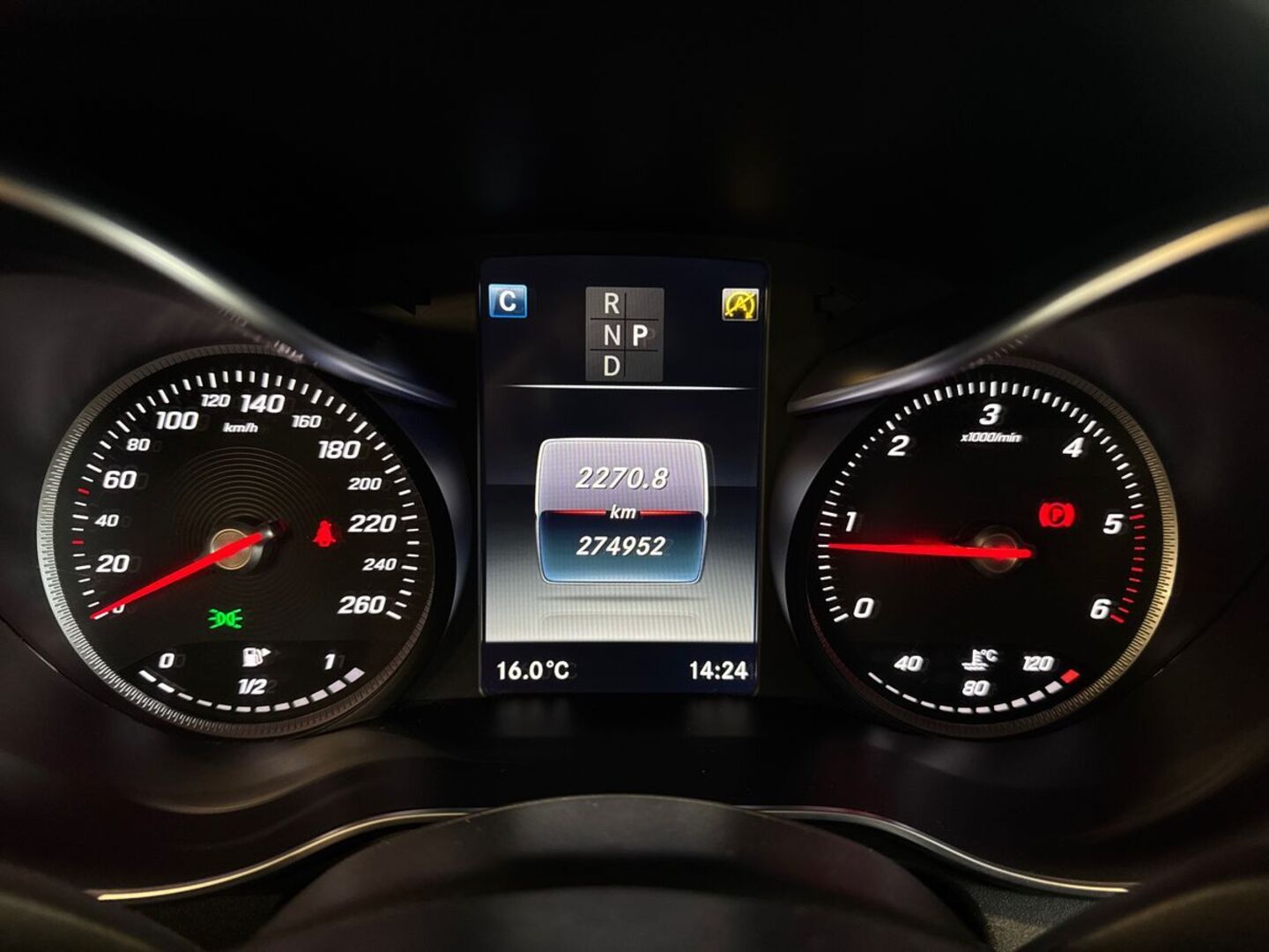 MERCEDES-BENZ GLC 2016