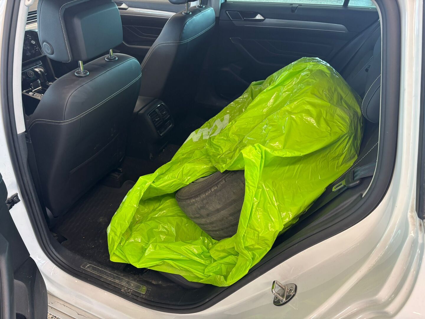 VOLKSWAGEN Passat 2019