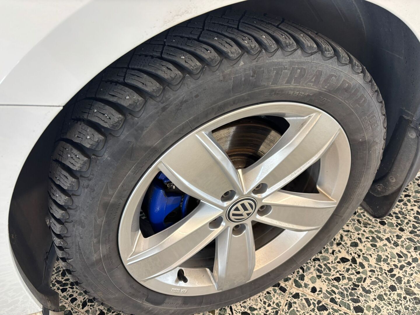 VOLKSWAGEN Passat 2019