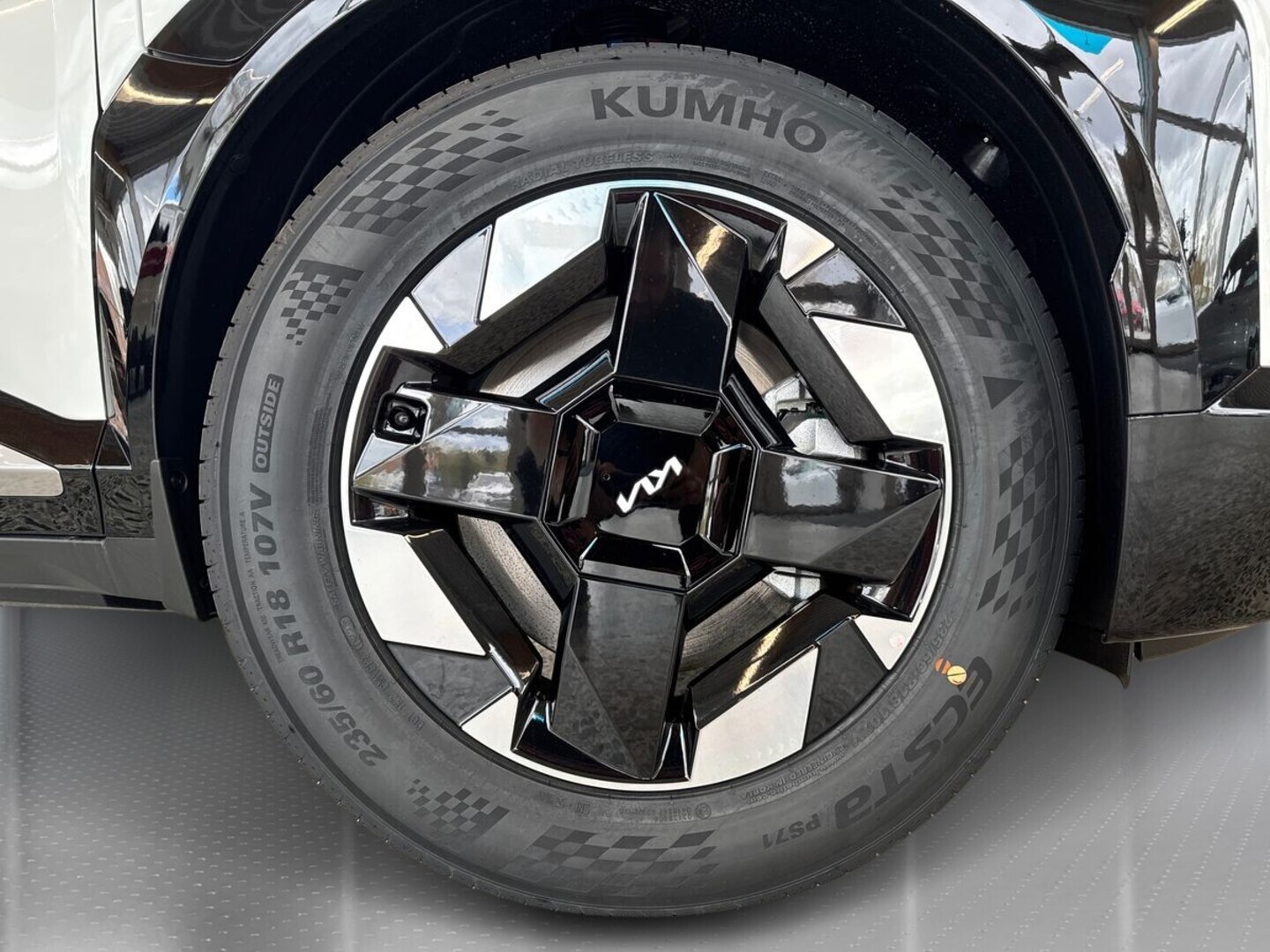 KIA EV5 13