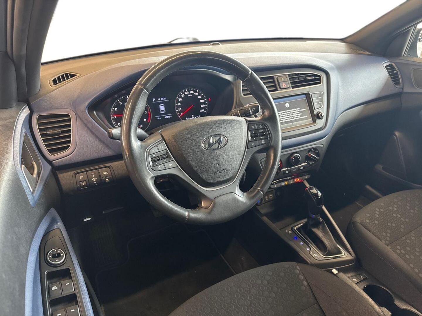 HYUNDAI i20 Hatchback 2019