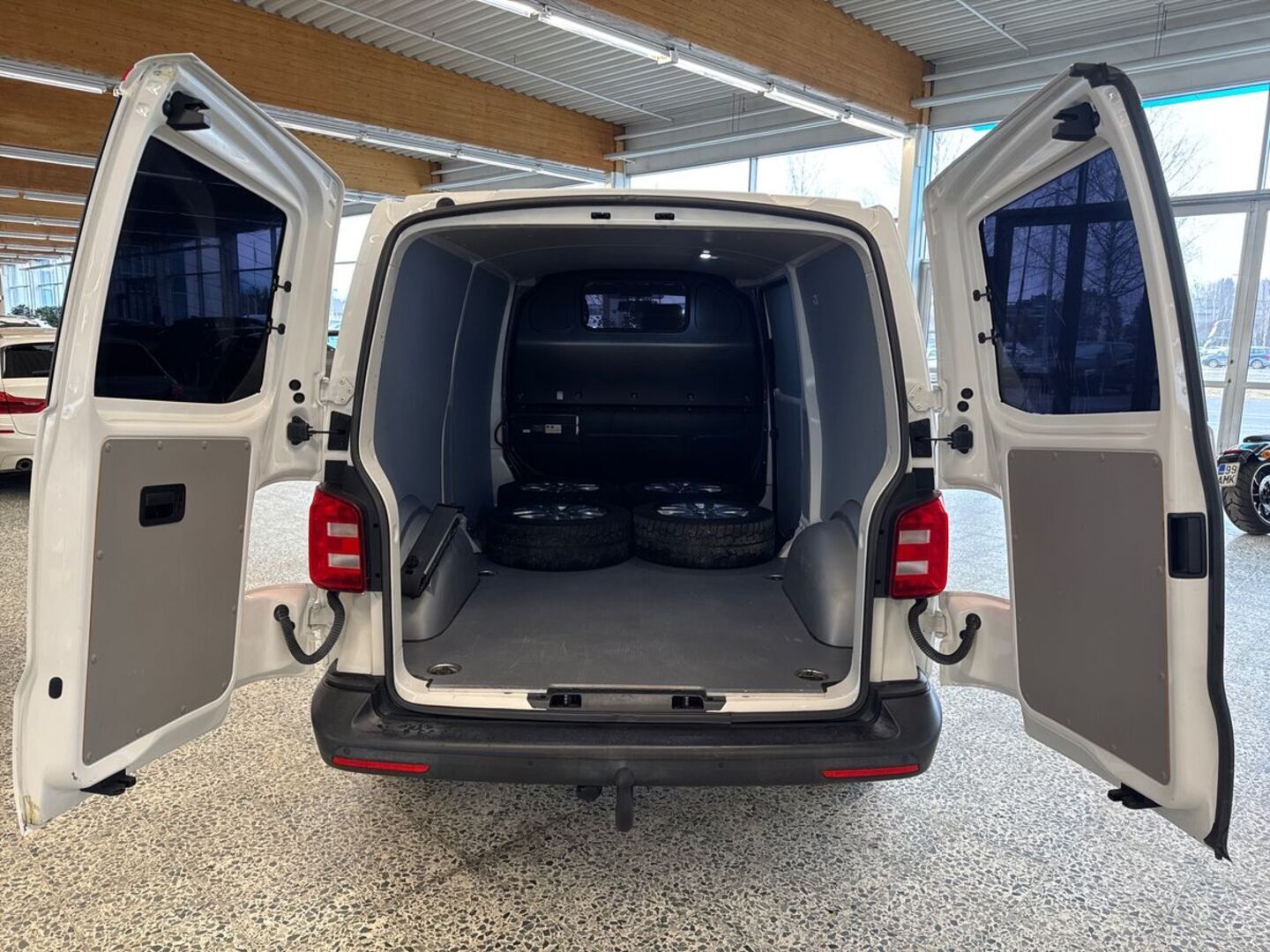 VOLKSWAGEN Transporter 2018