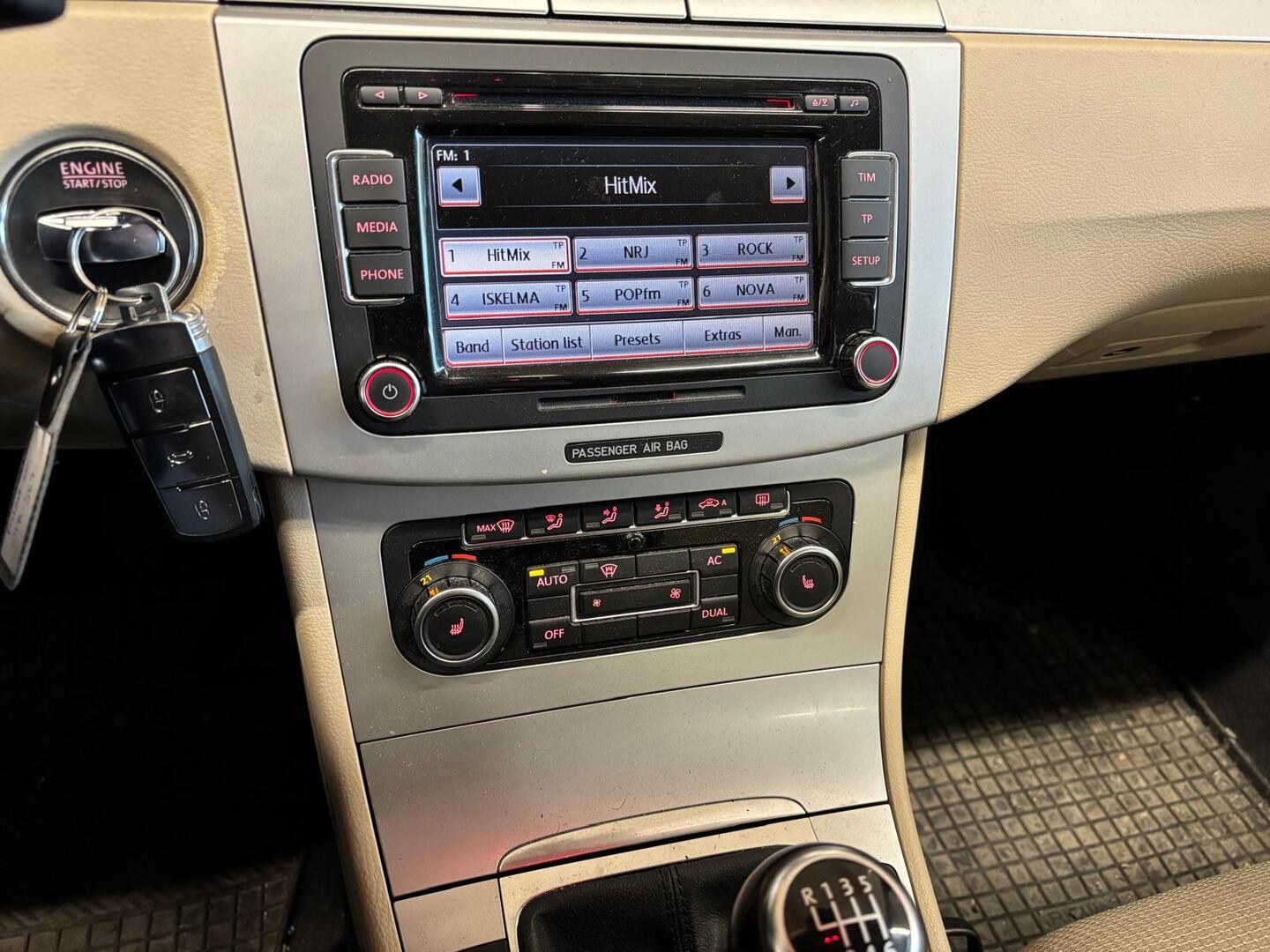 VOLKSWAGEN Passat CC 2010