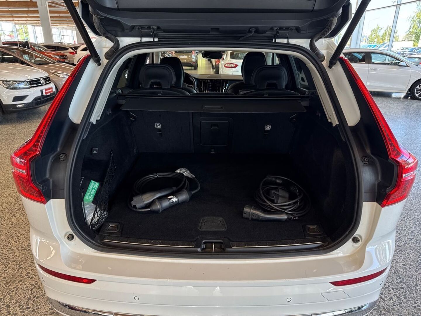 VOLVO XC60 11