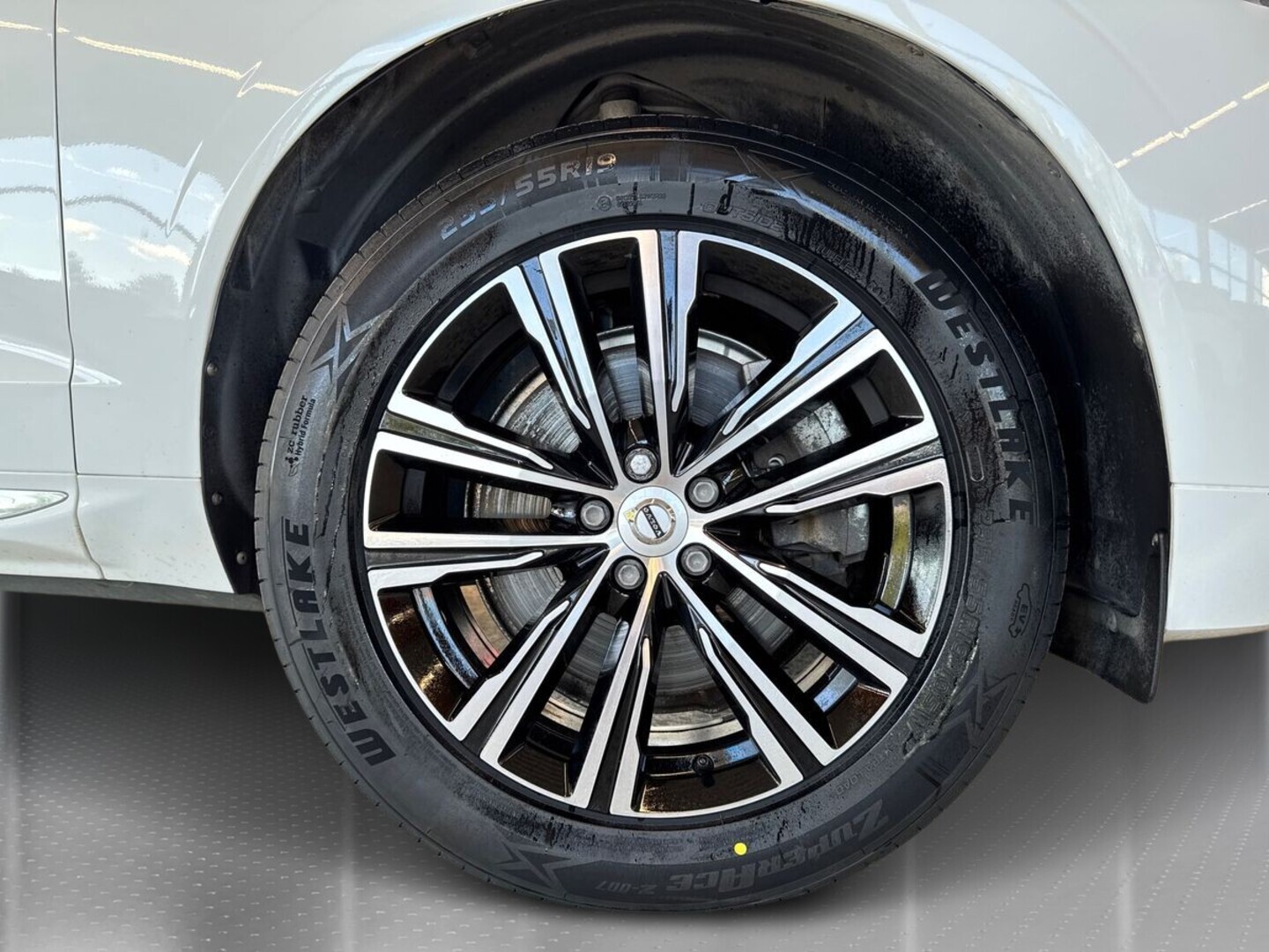 VOLVO XC60 13