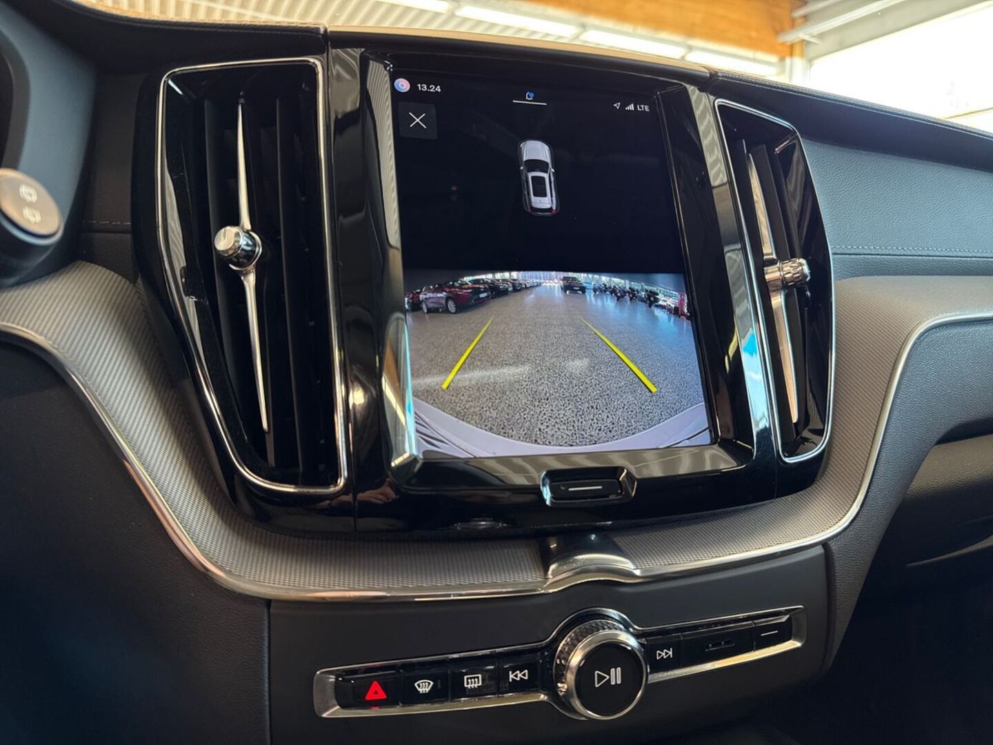 VOLVO XC60 21