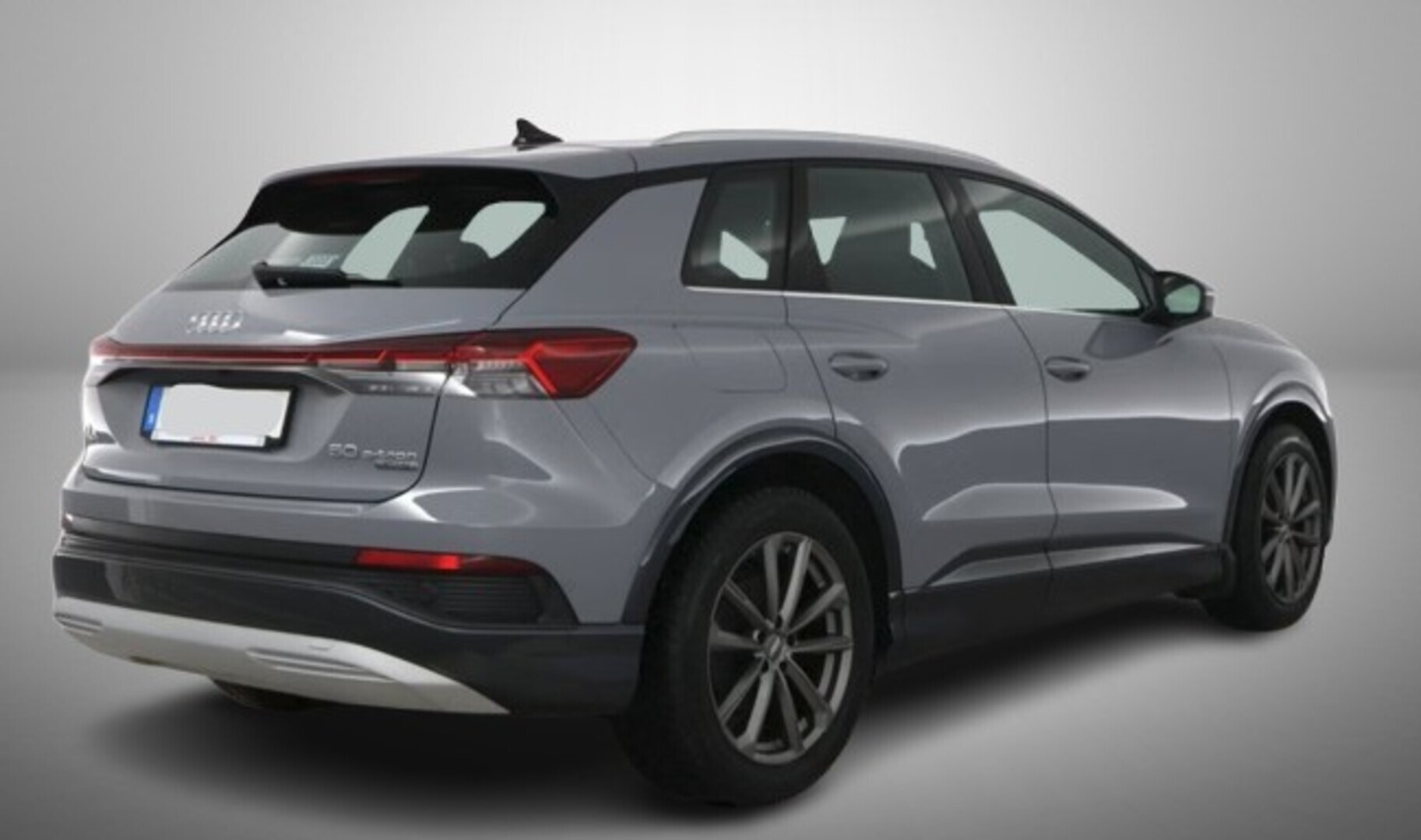AUDI Q4 e-tron 2022