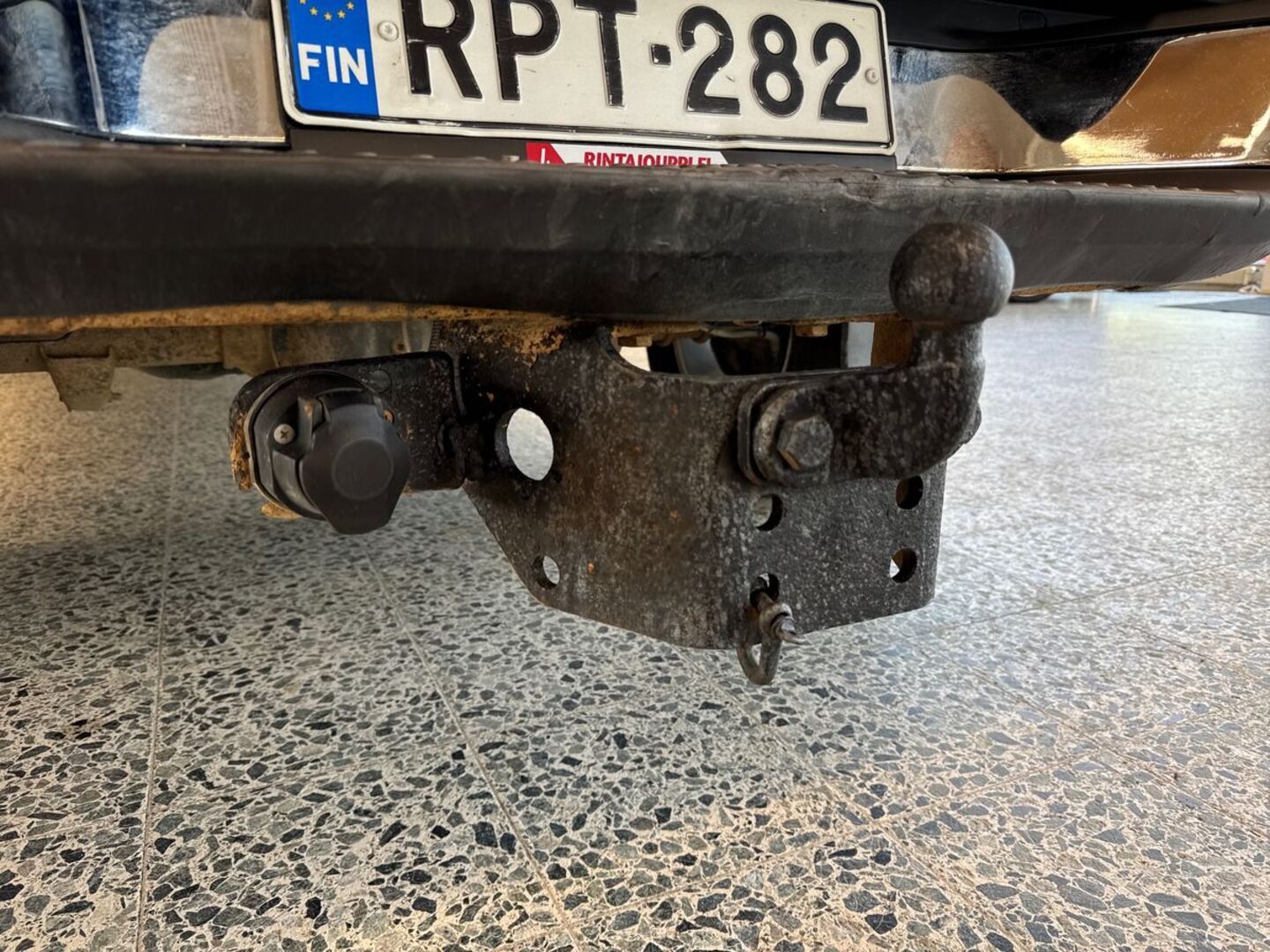 VOLKSWAGEN Amarok 2012