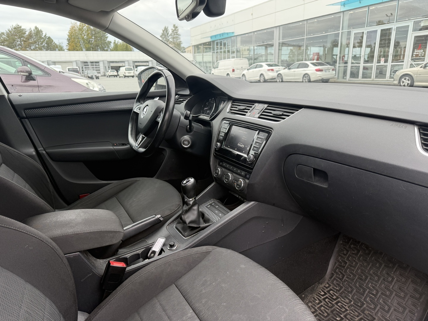SKODA Octavia 2015