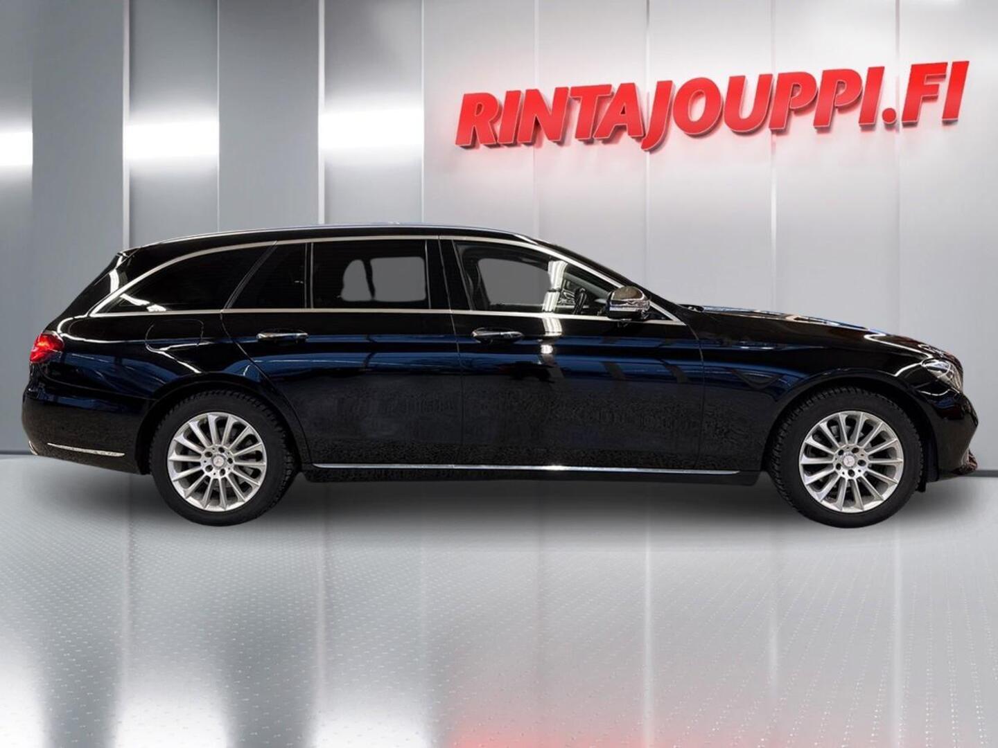 MERCEDES-BENZ E 2017