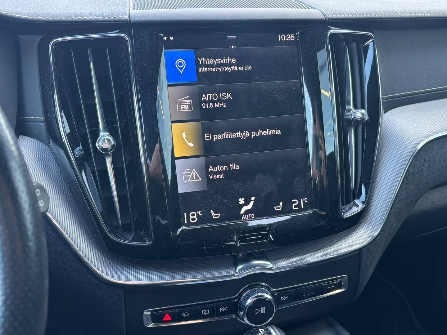 VOLVO XC60 8