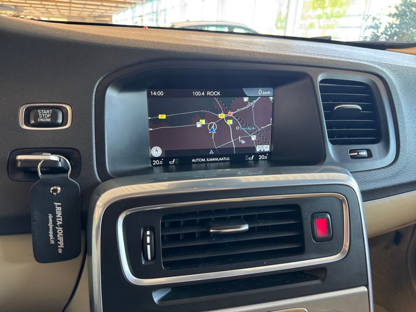 VOLVO V60 2014