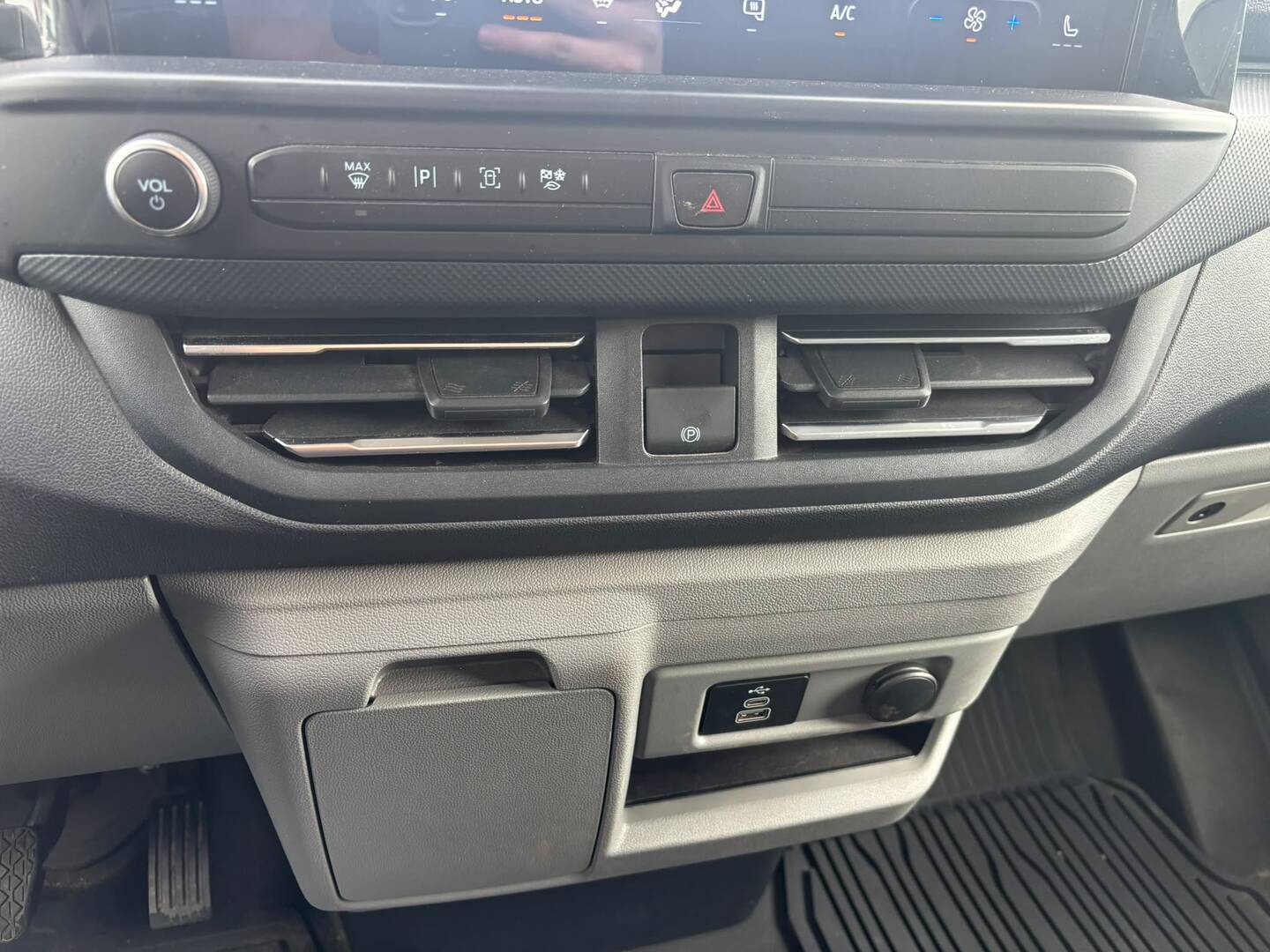 FORD Transit Custom 2024