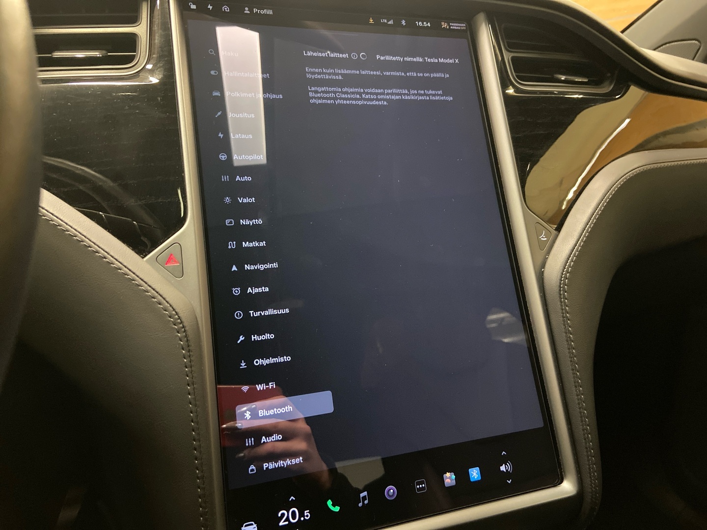 TESLA Model X 2018