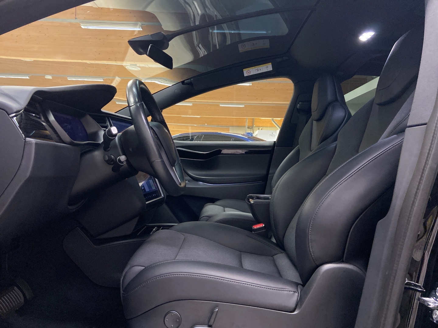 TESLA Model X 2018