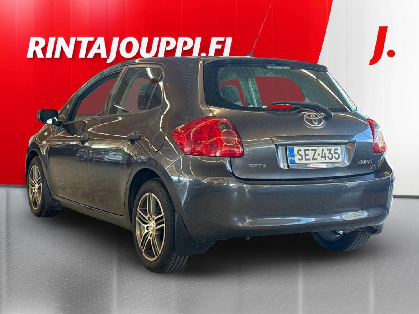 TOYOTA Auris 2009