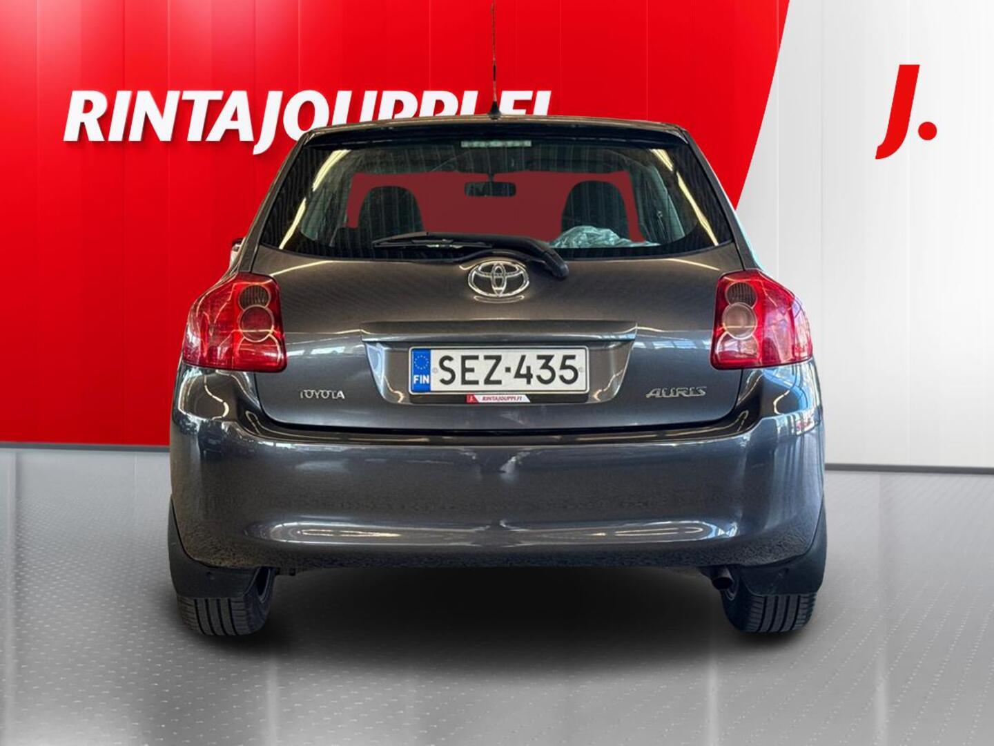 TOYOTA Auris 2009