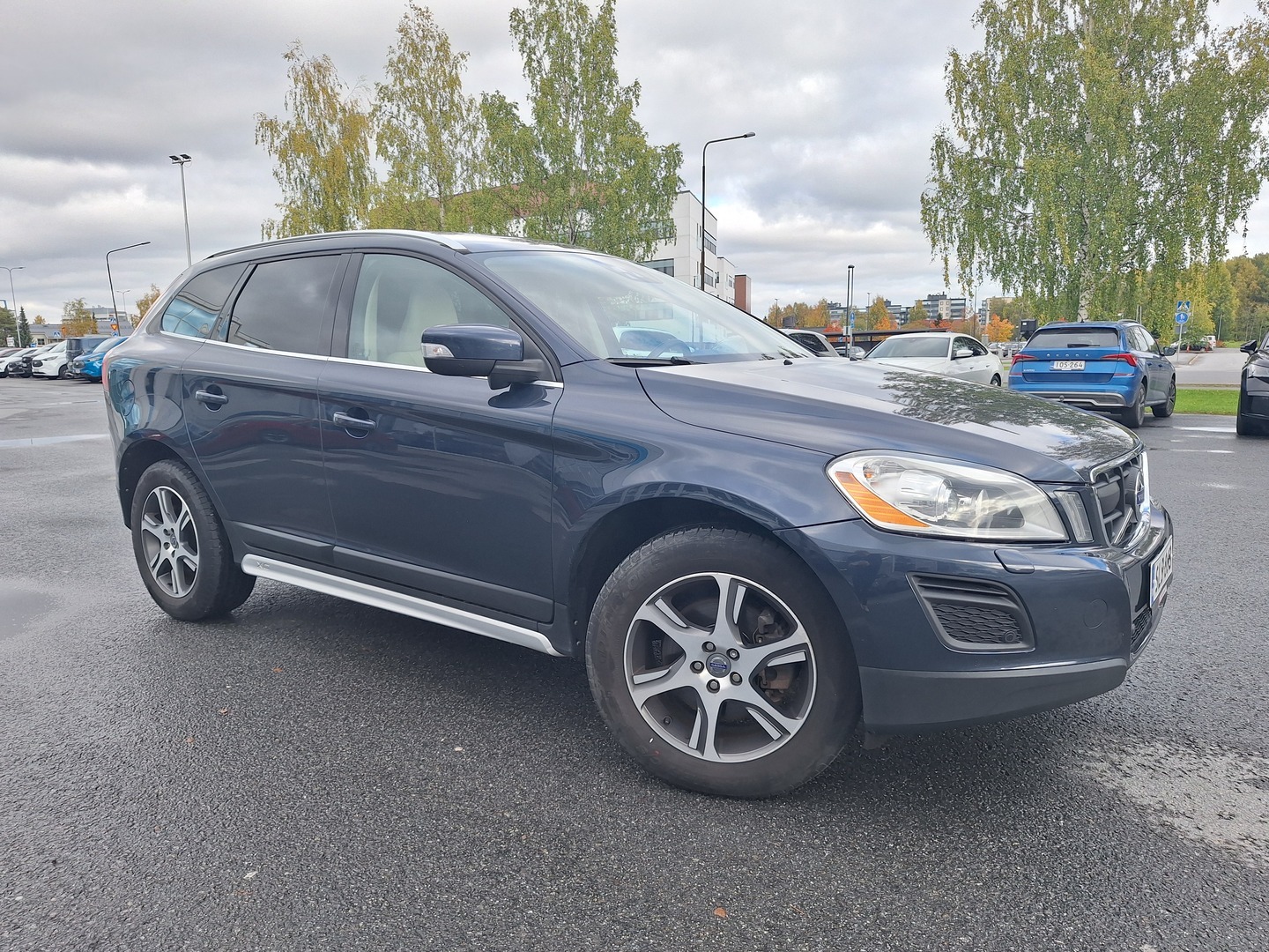 VOLVO XC60 1