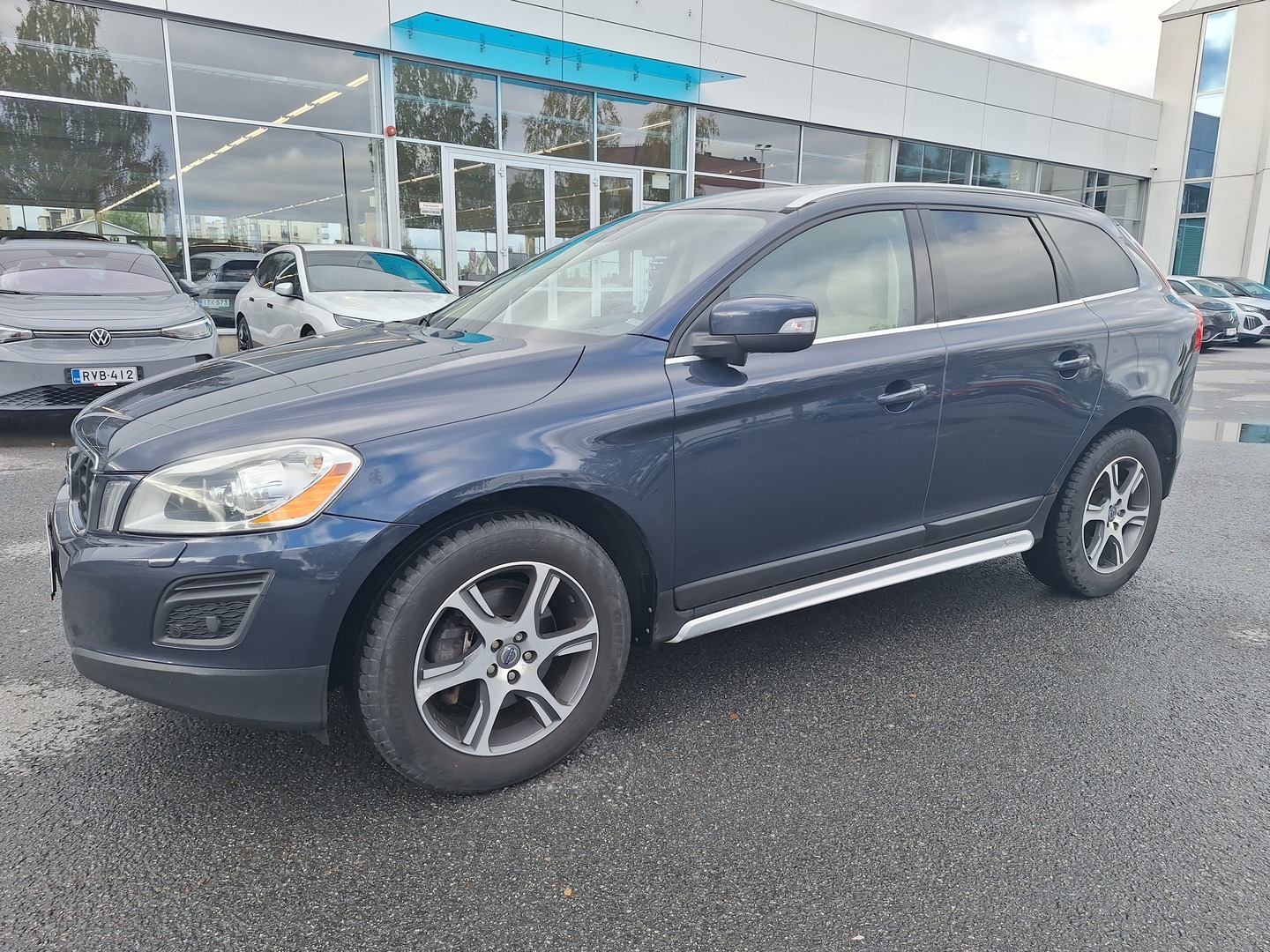 VOLVO XC60 7