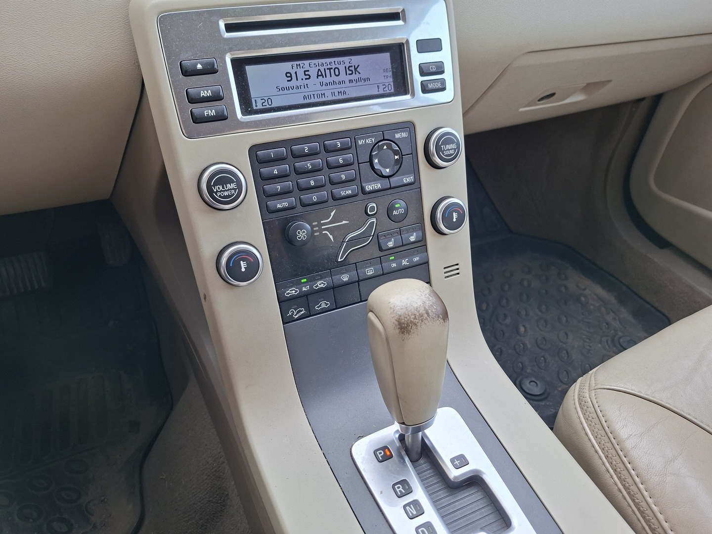 VOLVO XC70 2007