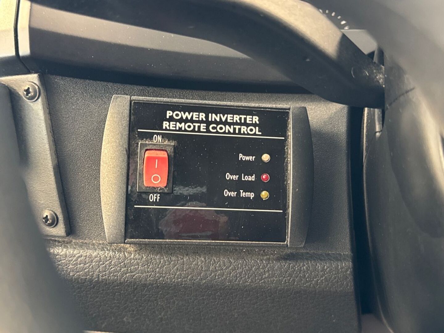 VOLKSWAGEN Transporter 17