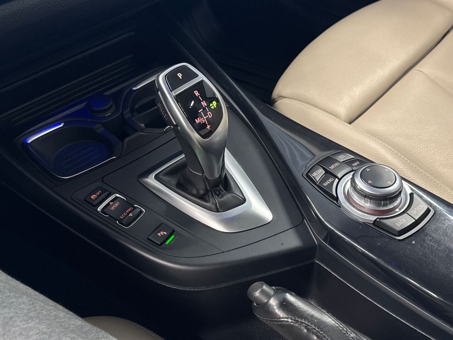 BMW 120 2016