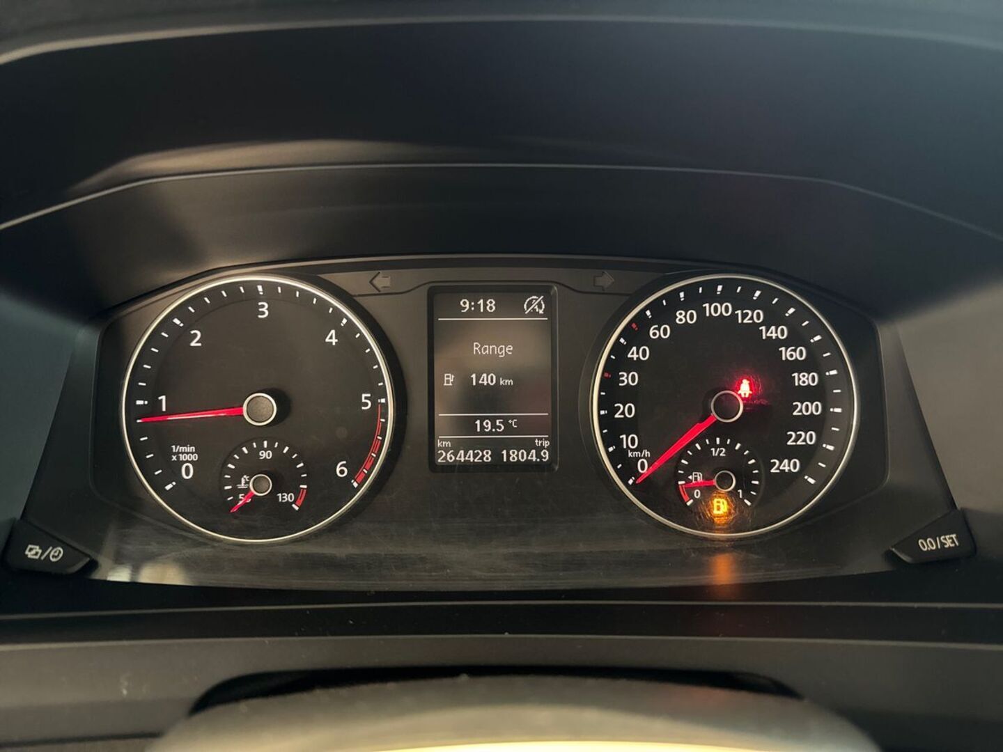 VOLKSWAGEN Transporter 3