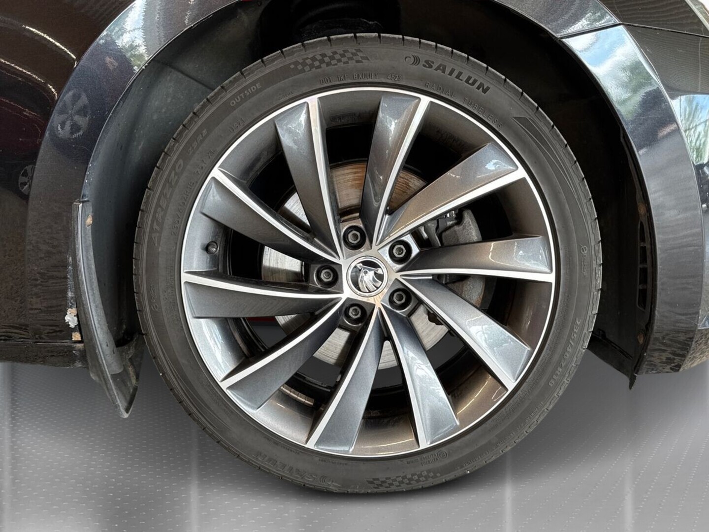 SKODA Superb 10