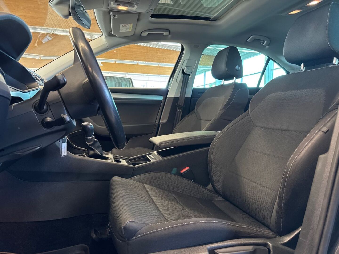 SKODA Superb 13
