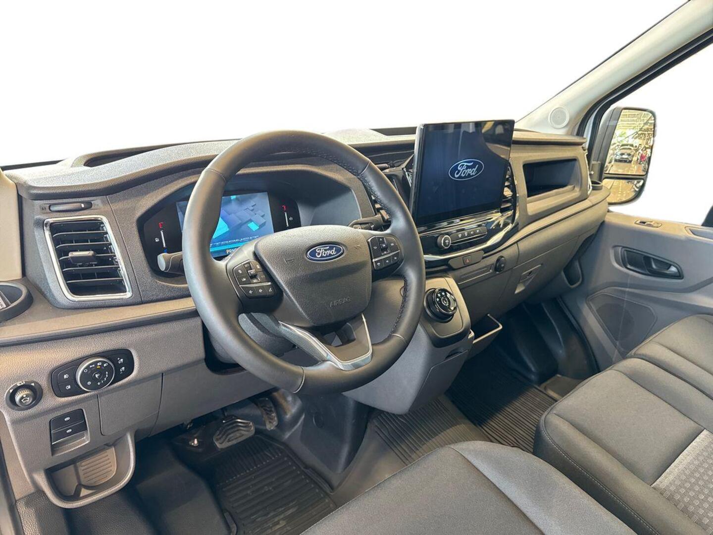 FORD Transit 8
