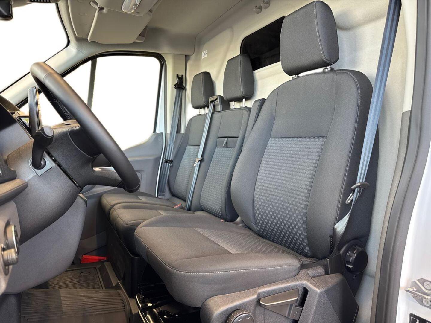FORD Transit 9