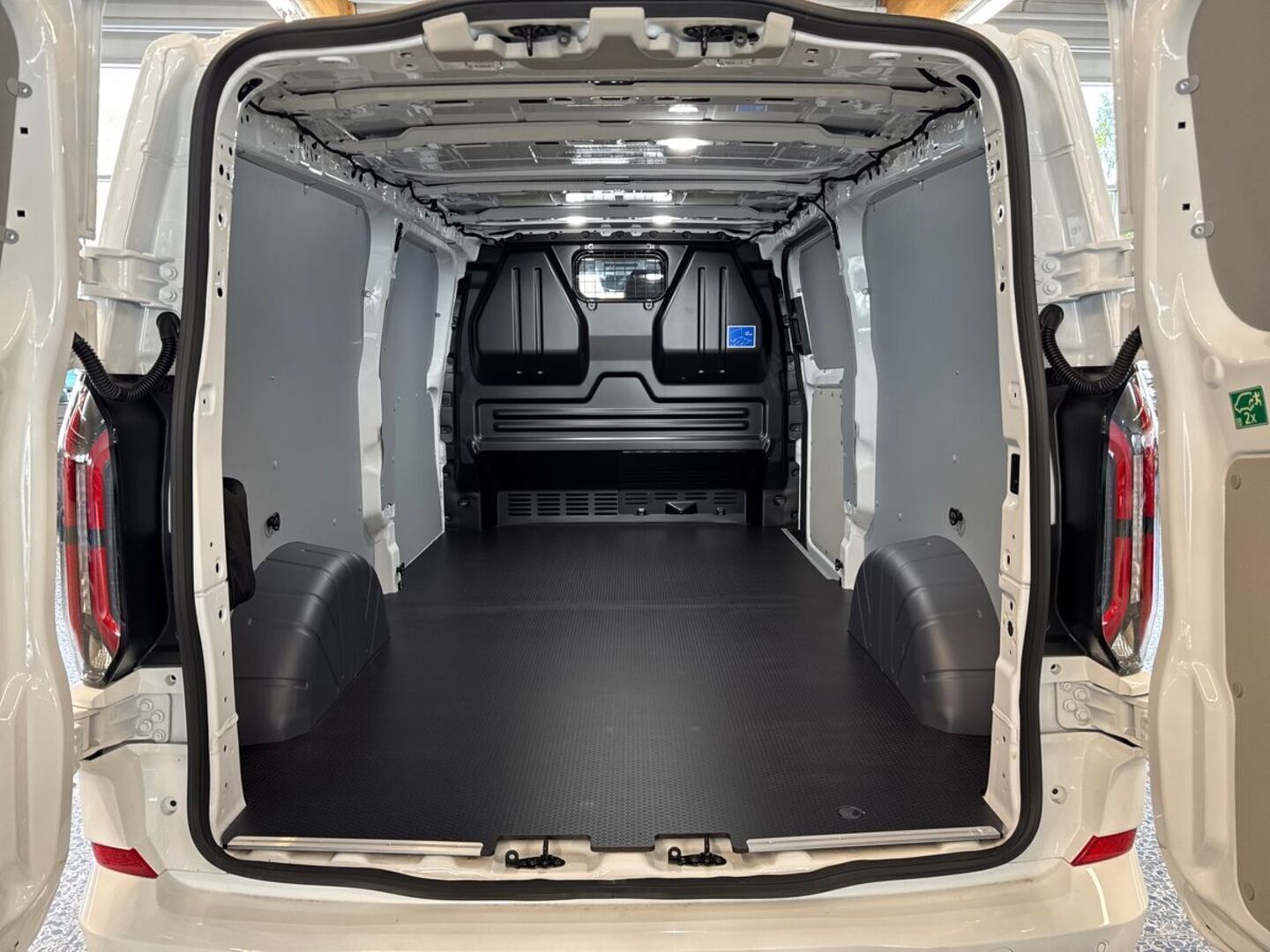 FORD Transit Custom 3
