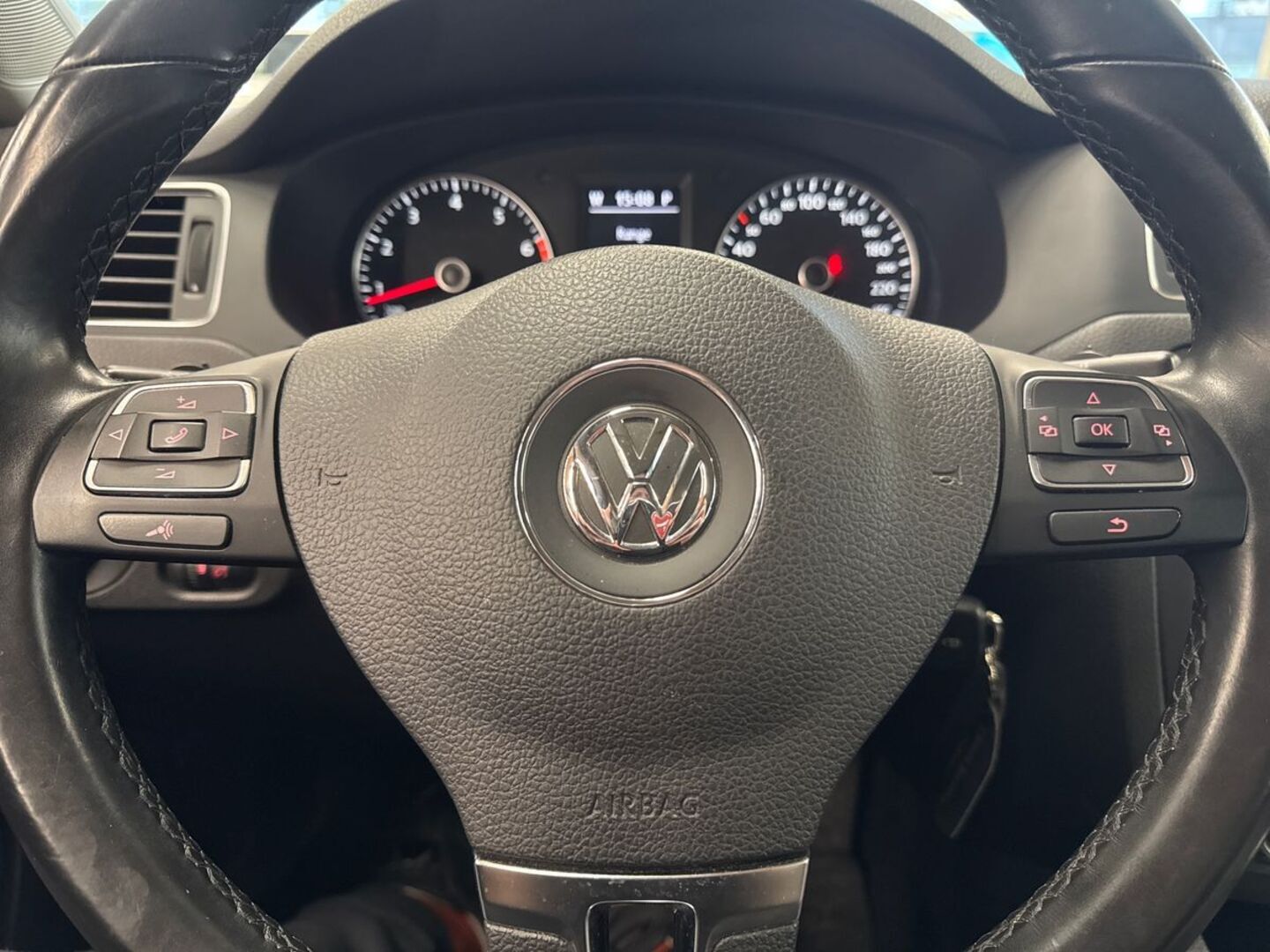 VOLKSWAGEN Jetta 2014